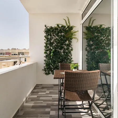 Blue Sky, Vista Oceano Apartment *